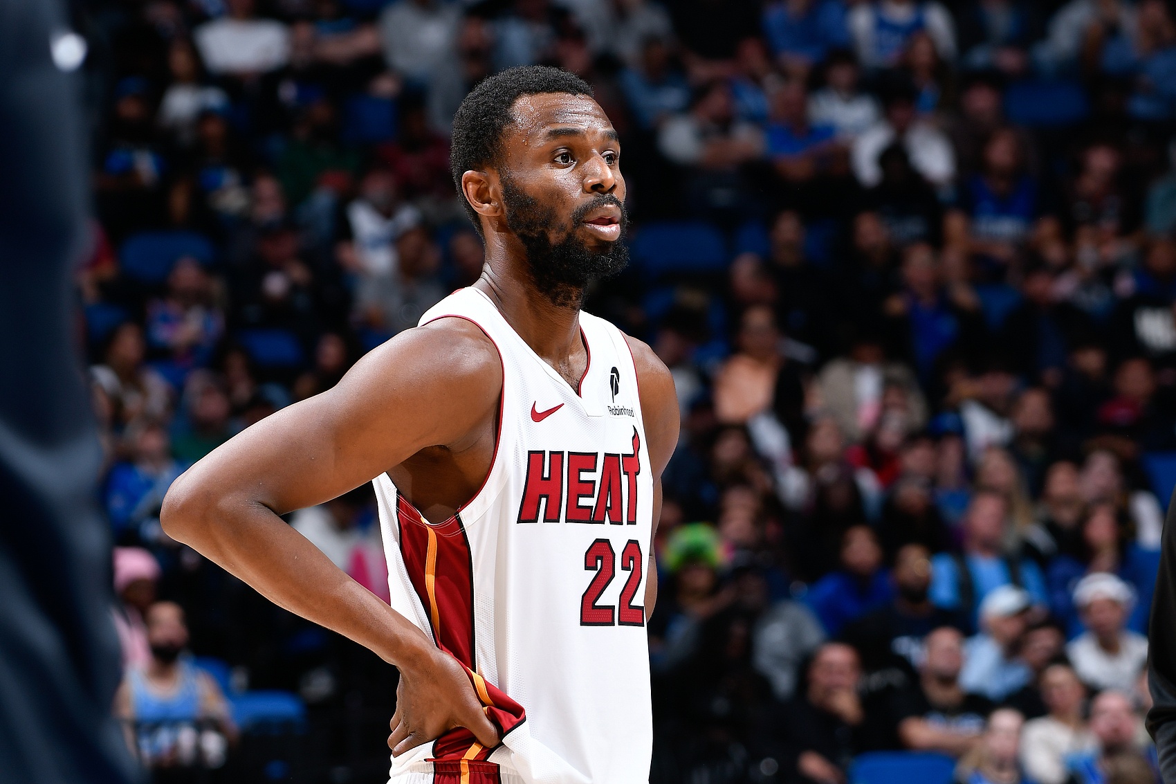 星空体育官网-美记:热火继续兜售维金斯&目标换1首轮 湖人对其有意已达数月